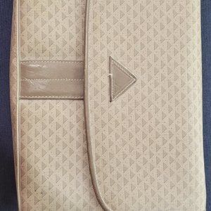 VINTAGE 80's LIZ CLAIBORNE TAUPE CLUTCH